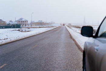 Фотография к новости: В трёх областях Казахстана закрыли движение на трассах