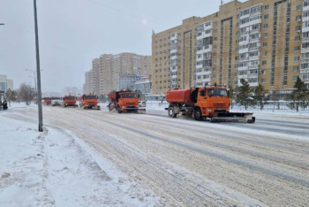 Фотография к новости: На уборку снега в Астане вышли более 1600 единиц спецтехники