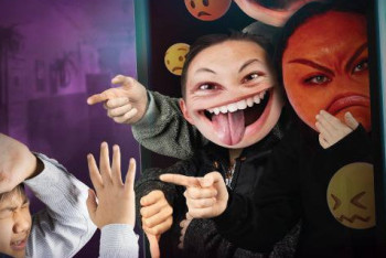 Фотография к новости: В Казахстане стартовала кампания "Кибер Тумар" по защите детей в Интернете