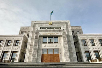 Фотография к новости: Конституционный суд - важнейший институт Казахстана - политолог Марат Башимов