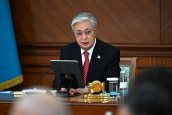 Фотография к новости: Тендеры на строительство дорог обычно выигрывают иностранные компании – Президент РК