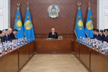Фотография к новости: Нужен новый импульс деятельности правительства - Токаев