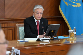 Фотография к новости: Создание суперкомпьютера и развитие ИИ анонсировал Глава государства