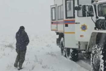 Фотография к новости: Движение транспорта ограничено в 13 регионах Казахстана из-за бурана
