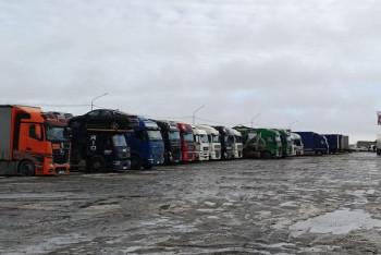 Фотография к новости: Более 800 машин застряли в Кызылординской области