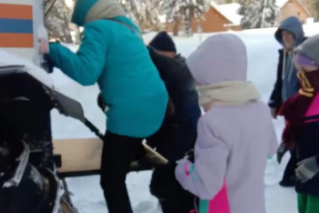 Фотография к новости: Отдыхающим понадобилась помощь спасателей в ВКО