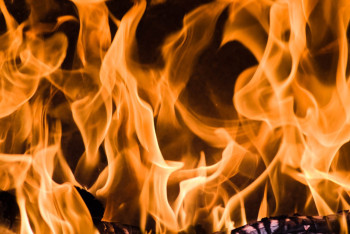 Фотография к новости: Житель ВКО поджёг авто бывшей сожительницы