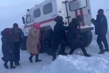 Фотография к новости: 67 граждан эвакуированы из снежного плена в области Жетысу