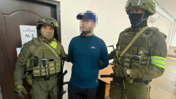 Фотография к новости: Казахстанцев осудили за копирование заданий ЕНТ