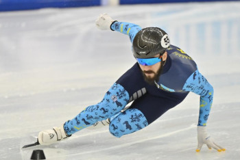 Фотография к новости: Казахстанец выиграл "серебро" Кубка мира по шорт-треку