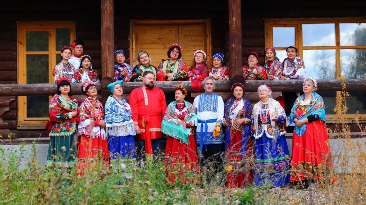  Народный хор "Русская песня"