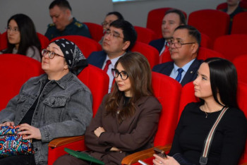 Фотография к новости: Минобороны учит журналистов в Казахстане работать в условиях военного конфликта и ЧС