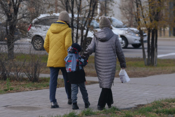 Фотография к новости: Пинавший ребёнка мужчина в Туркестанской области оказался его отчимом