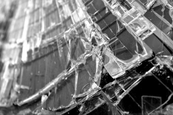 Фотография к новости: Двух человек зажало между столкнувшимися большегрузами в Туркестанской области