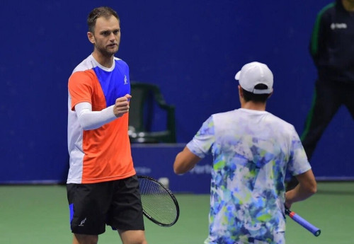 Фотография к новости: Казахстанский теннисист сотворил сенсацию на турнире в Мексике