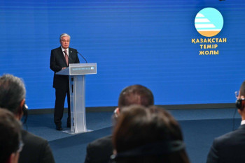 Фотография к новости: Глава государства посетил Инновационный центр АО "НК "КТЖ"