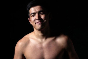 Фотография к новости: Шокирующим итогом завершился кулачный бой казахстанского боксёра