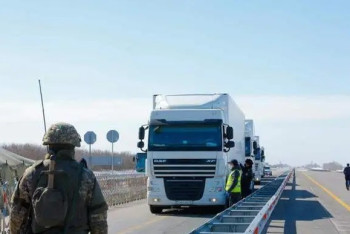 Фотография к новости: Казахстан упростит грузоперевозки с Узбекистаном