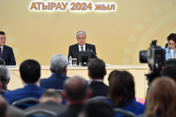 Фотография к новости: Токаев выступил против дискриминации и угнетения женщин в семьях