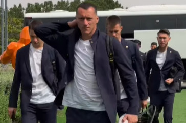 Фотография к новости: Сборная Казахстана отправилась в Афины на полуфинал Лиги наций