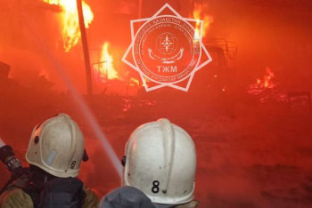 Фотография к новости: Появилось видео с места крупного пожара в Алматы