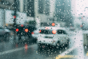 Фотография к новости: Дождь, туман и подтопления: штормовое предупреждение объявлено по Казахстану