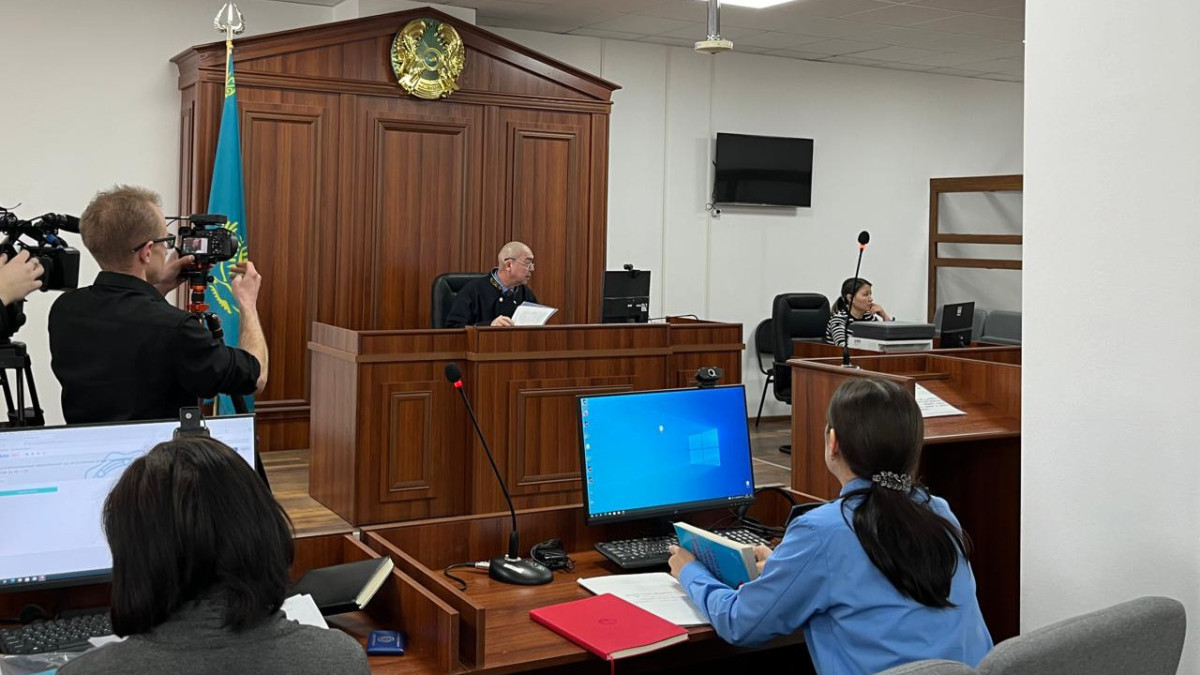  Артём Викторов