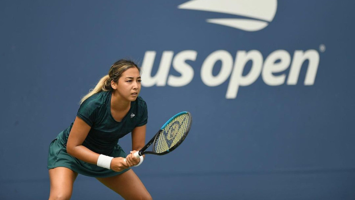  Instagram / zarinadiyas