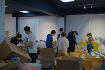 Фотография к новости: Более 1 тонны гумпомощи для пострадавших регионов от наводнения собрали в Алматы