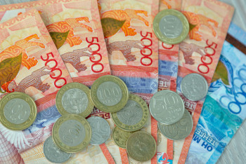 Фотография к новости: Казахстанка сняла интимное видео и вымогала деньги у экс-руководителя