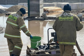 Фотография к новости: Кыргызстан отправит гумпомощь Казахстану из-за ситуации с паводками