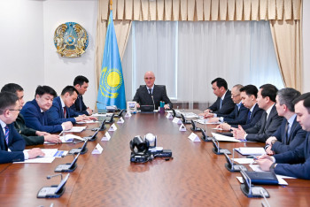 Фотография к новости: Дифференцированные цены на топливо установят на приграничных АЗС в Казахстане