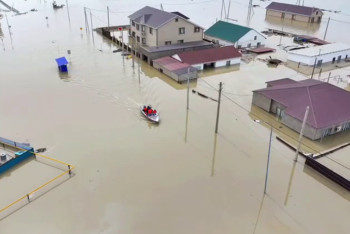 Фотография к новости: Новостей из регионов, где объявлен режим ЧС, станет больше — Ерлан Карин