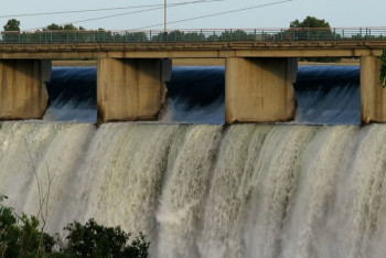 Фотография к новости: Перелив на Сергеевском водохранилище понизился — ДЧС