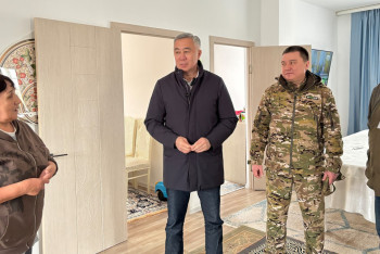 Фотография к новости: Ускорить строительство жилья для пострадавших в поселке Кобда поручил Серик Жумангарин