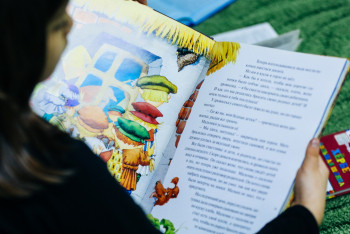 Фотография к новости: В Казахстане все школьные учебники переведены в цифровой формат