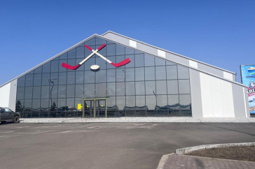 Фотография к новости: Уже год простаивает новая ледовая арена в Кокшетау