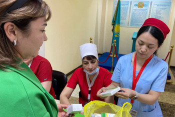 Фотография к новости: Просроченные лекарства принимают поликлиники Алматы