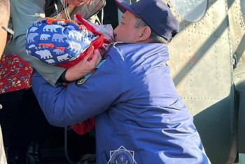 Фотография к новости: Машина утонула, сидели на вышке: лётчики Минобороны спасли жителей Актюбинской области