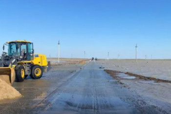 Фотография к новости: Ограничение движения ввели на 12 автодорогах в пяти областях страны