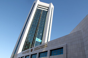 Фотография к новости: Абдышев, Кажкенов и Коняшкин получили должности в правительстве РК