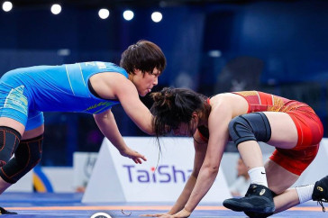 Фотография к новости: Женская борьба: ещё одна казахстанка не смогла квалифицироваться на Олимпиаду