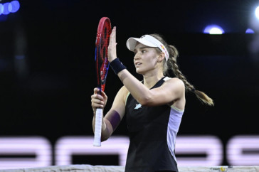 Фотография к новости: Елена Рыбакина выиграла восьмой титул WTA и автомобиль Porsche