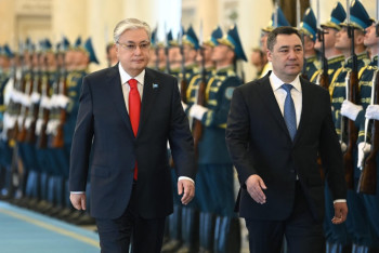 Фотография к новости: "Реальный потенциал гораздо выше": переговоры Токаева и Жапарова оценили эксперты