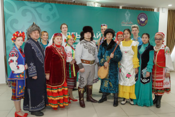 Фотография к новости: Казахстану удалось сформировать уникальную модель межэтнических отношений - эксперт