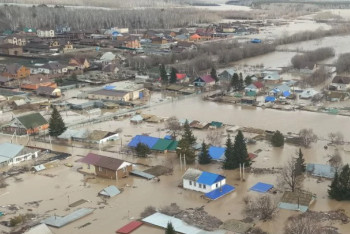 Фотография к новости: Паводки в Казахстане: более 36 тысяч человек вернулись домой
