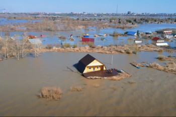 Фотография к новости: Около трёх тысяч пострадавших от паводков семей в СКО уже получили выплаты
