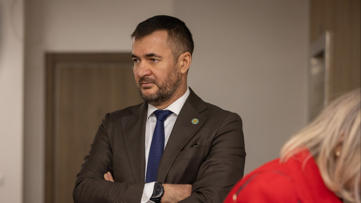  BaigeNews.kz, Артём Чурсинов