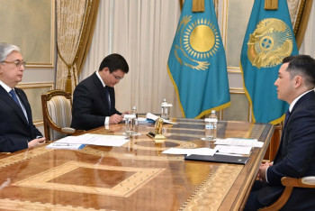 Фотография к новости: Президент принял управляющего МФЦА