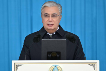 Фотография к новости: Глава государства принял участие в церемонии открытия авиабазы Национальной гвардии